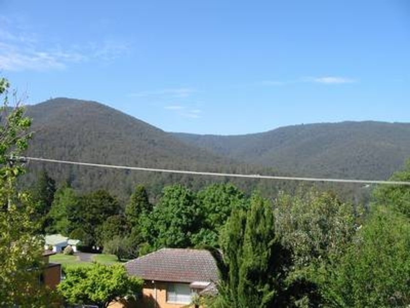 11 Salisbury Avenue, Warburton VIC 3799