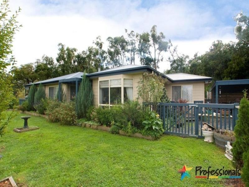 450 Dalry Road, Launching Place VIC 3139