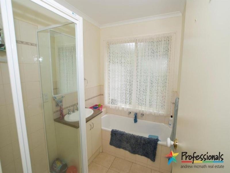 450 Dalry Road, Launching Place VIC 3139