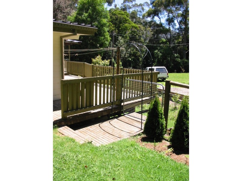 2 Prospect Avenue, Warburton VIC 3799