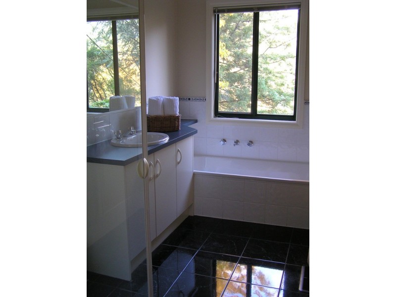 5 St Johns Road, Warburton VIC 3799