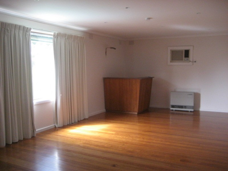 44 Kingswood Drive, Chirnside Park VIC 3116