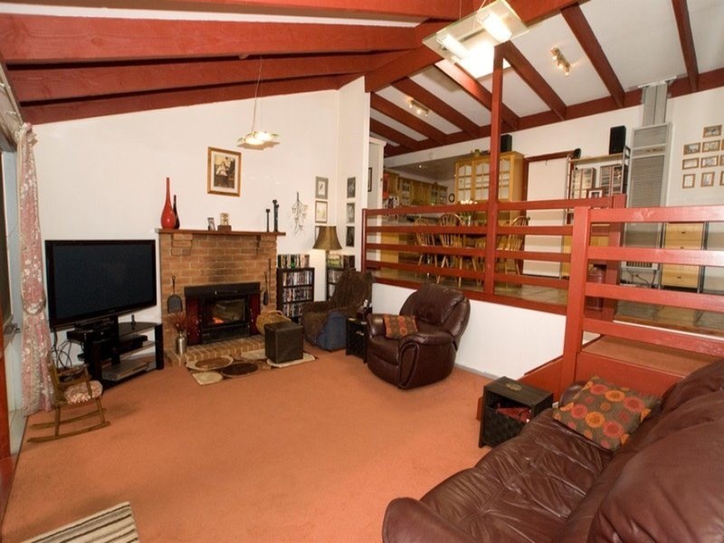 20 Gembrook Road, Launching Place VIC 3139