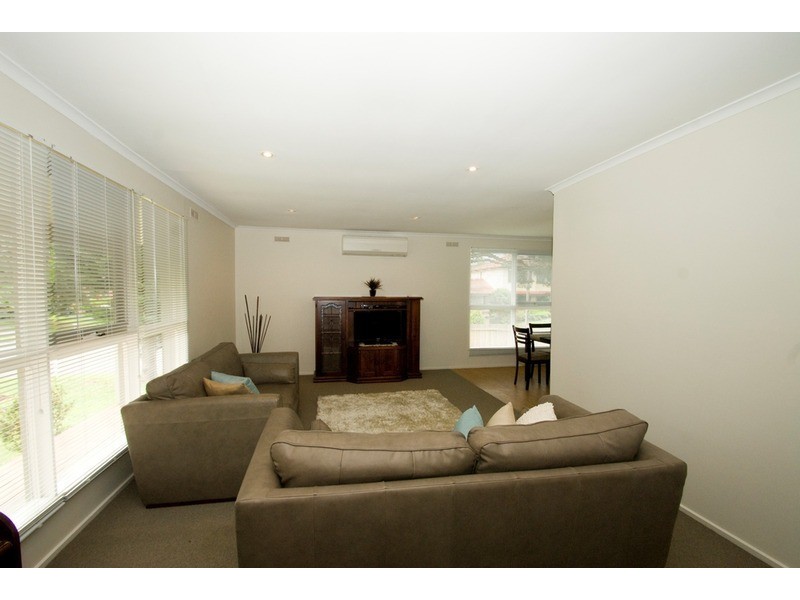 11 Barrett Court, Woori Yallock VIC 3139