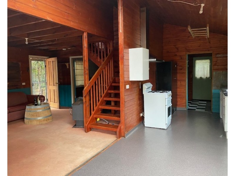 18 River Road, Millgrove VIC 3799
