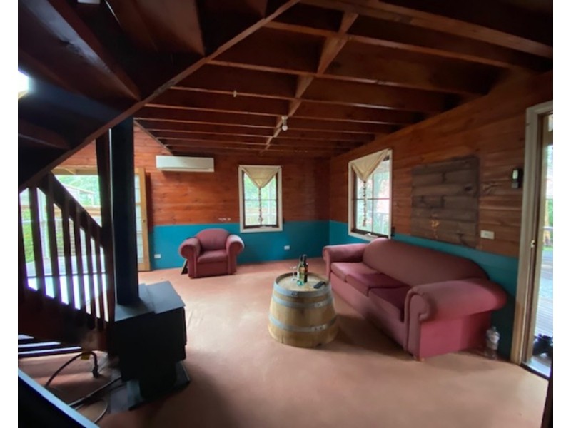 18 River Road, Millgrove VIC 3799