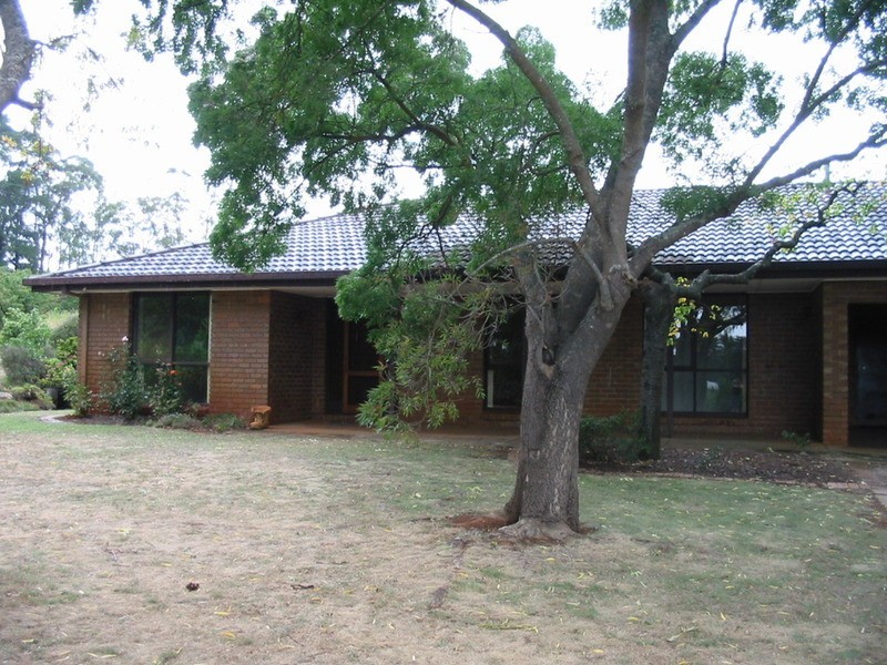 56 Monbulk Seville Road, Seville VIC 3139