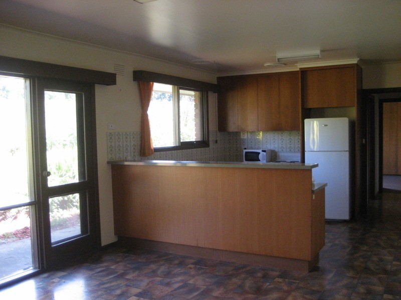 56 Monbulk Seville Road, Seville VIC 3139