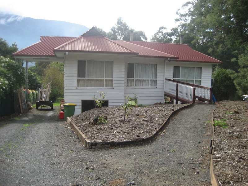 5 Sylvan Avenue, Warburton VIC 3799