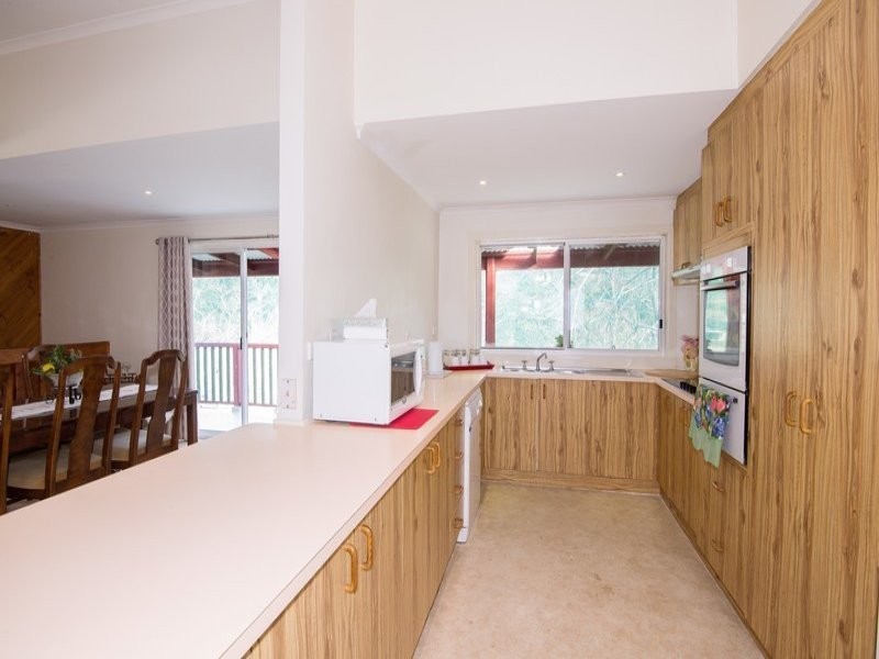 12 Brett Road, Warburton VIC 3799