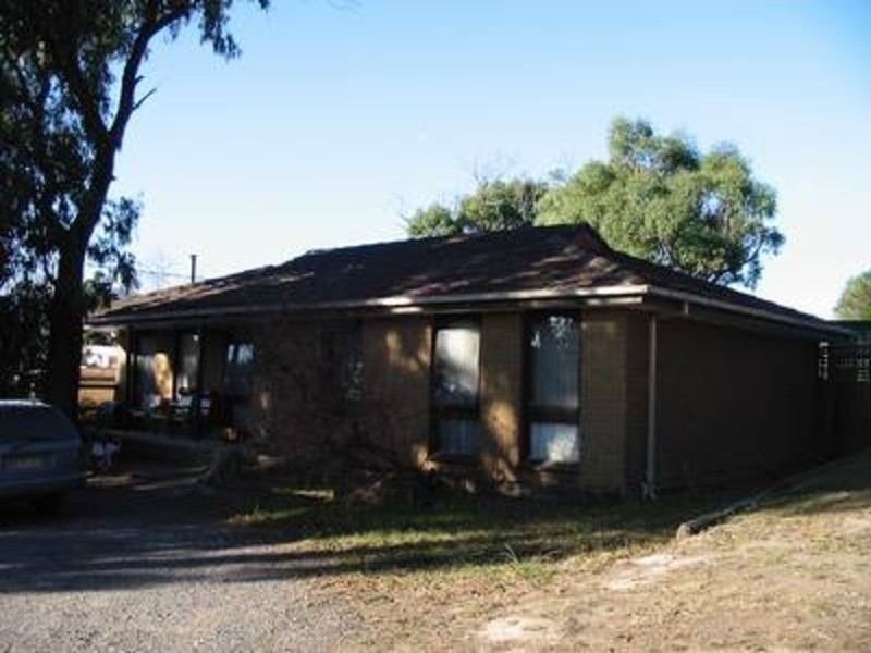 4 Lester Street, Woori Yallock VIC 3139