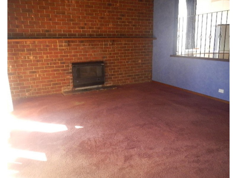 2 Alan Grove, Woori Yallock VIC 3139