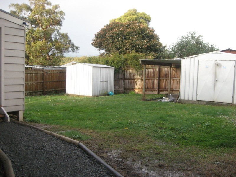 4 Henry Street, Woori Yallock VIC 3139
