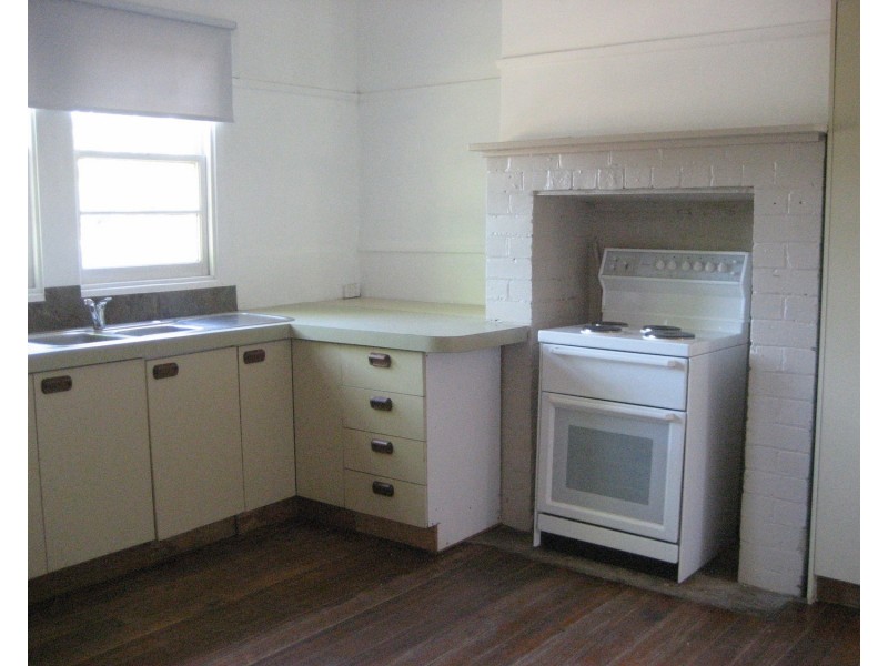 598 Queens Road, Seville VIC 3139