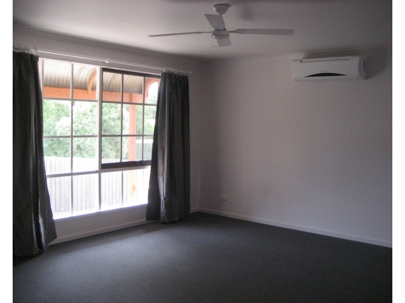 1/40 Riversdale Road, Yarra Junction VIC 3797