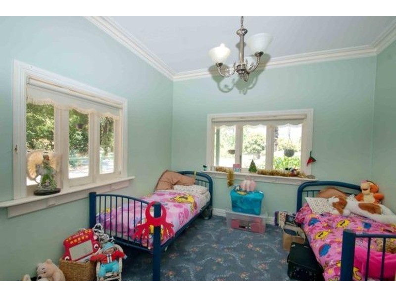 11 Graham Road, East Warburton VIC 3799