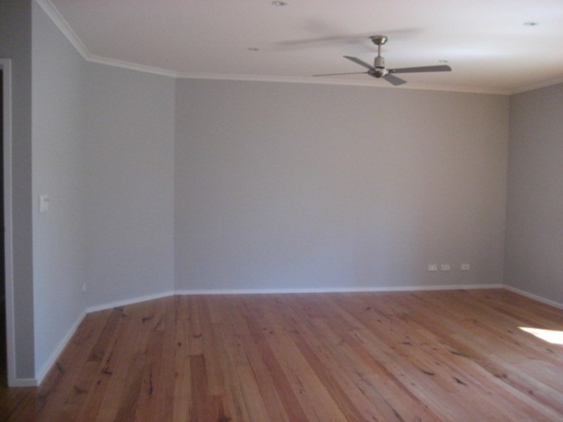 1/2 Douglas Parade, Yarra Junction VIC 3797