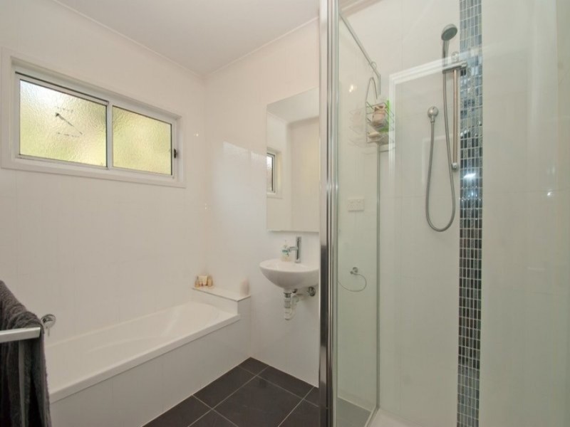 1/2 Douglas Parade, Yarra Junction VIC 3797