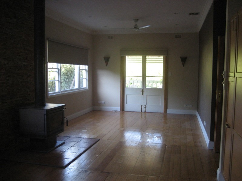 16 Old Warburton Road, Warburton VIC 3799