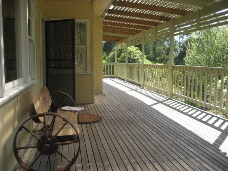 16 Old Warburton Road, Warburton VIC 3799