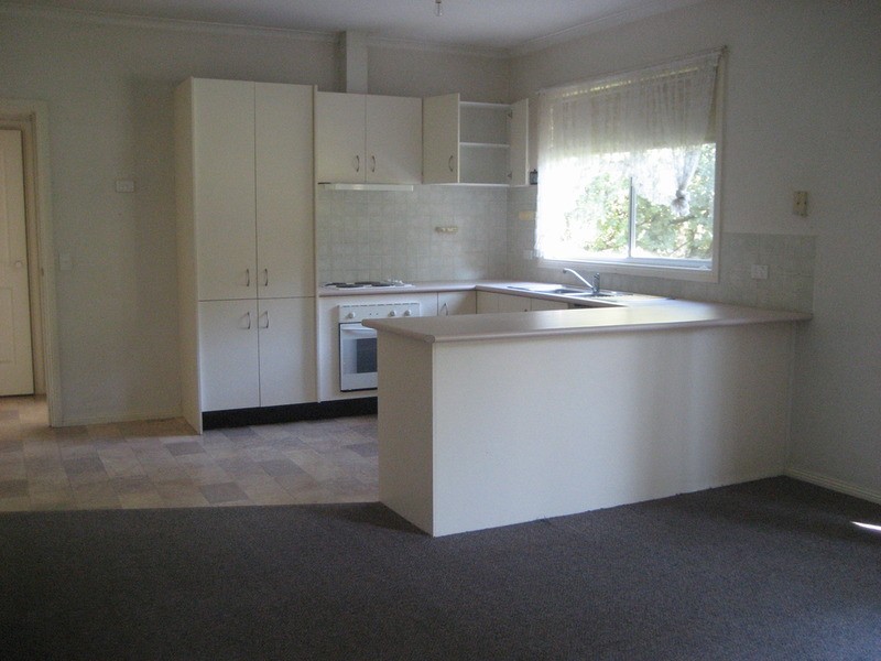 9 The Crescent, Wesburn VIC 3799