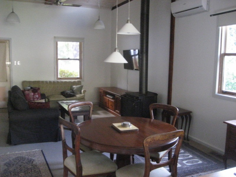 27 Dee Road, Millgrove VIC 3799