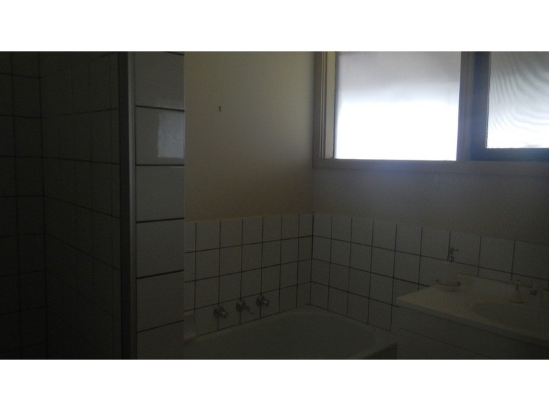 2 Fern Court, Launching Place VIC 3139