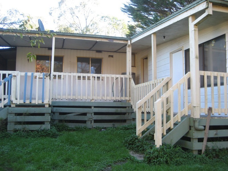 13 Timberline Road, Launching Place VIC 3139