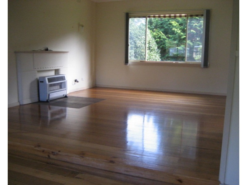 15 Lincoln Road, Warburton VIC 3799