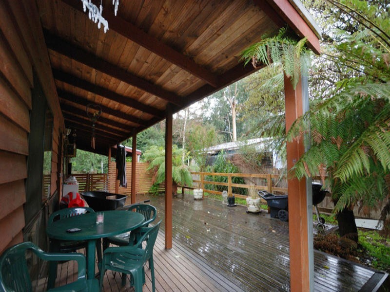 14 Moore Crescent, Millgrove VIC 3799