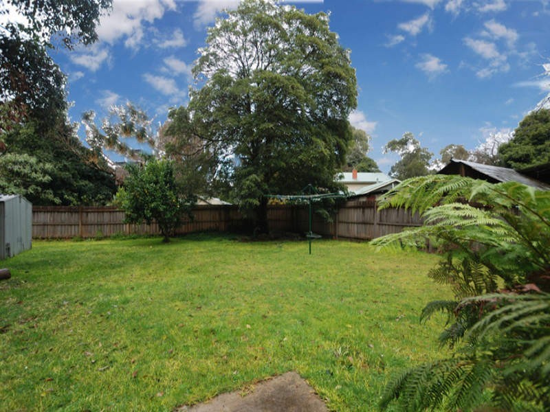 14 Moore Crescent, Millgrove VIC 3799