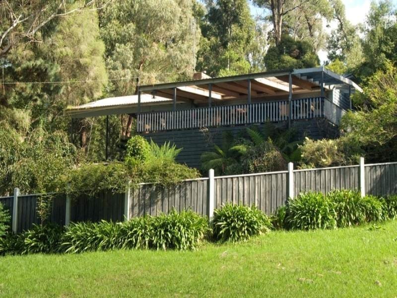 20 Gembrook Road, Launching Place VIC 3139