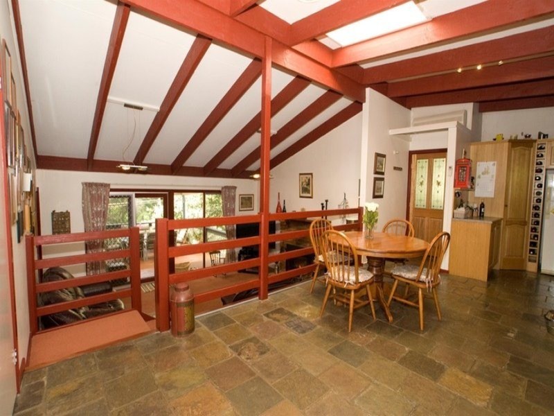 20 Gembrook Road, Launching Place VIC 3139