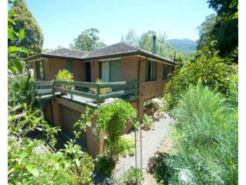 6 Dammans Road, Warburton VIC 3799