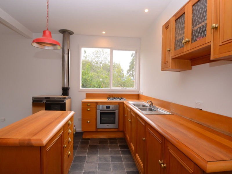 100 Lowes Road, Yarra Junction VIC 3797