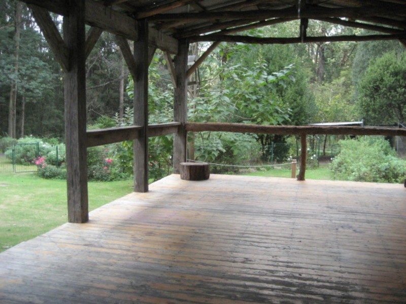 21 Hacketts Creek Road, Three Bridges VIC 3797