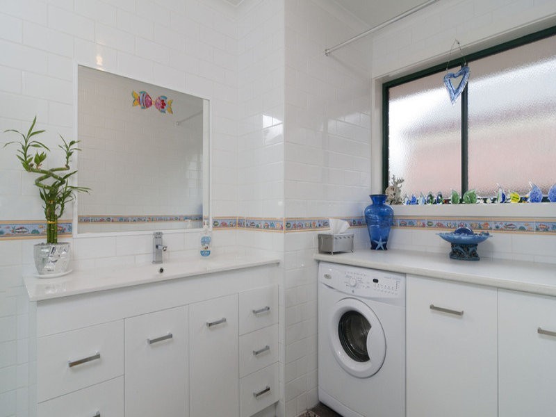 13 Charlwood Drive, Mooroolbark VIC 3138