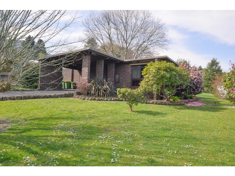 43 Surrey Road, Warburton VIC 3799