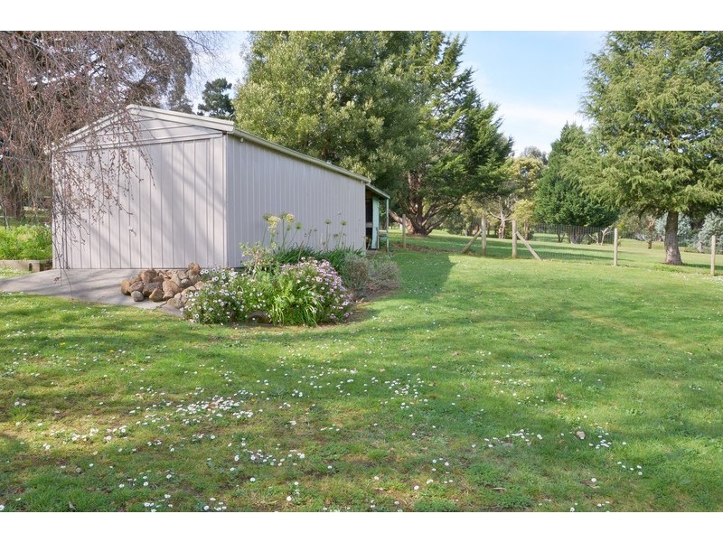 43 Surrey Road, Warburton VIC 3799