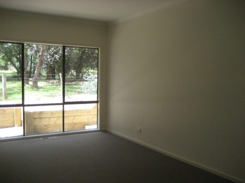 2/5 Milners Road, Yarra Junction VIC 3797