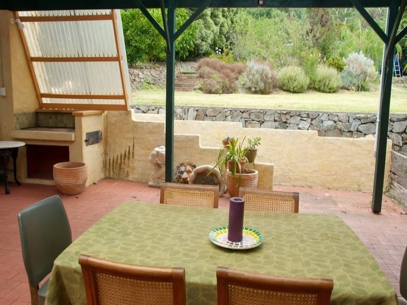 10 La La Avenue, Warburton VIC 3799