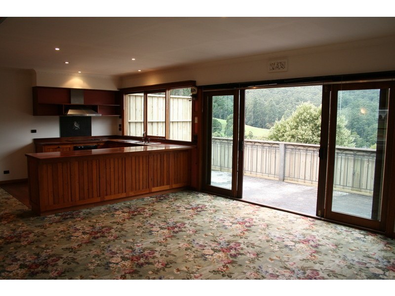 7 Ferndale Road, Warburton VIC 3799