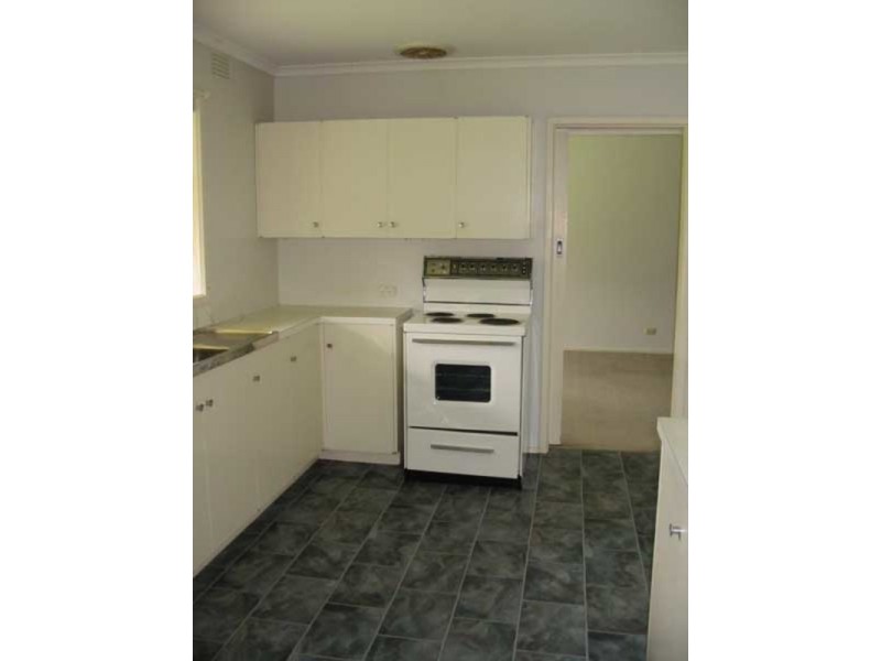 8 Salisbury Avenue, Warburton VIC 3799