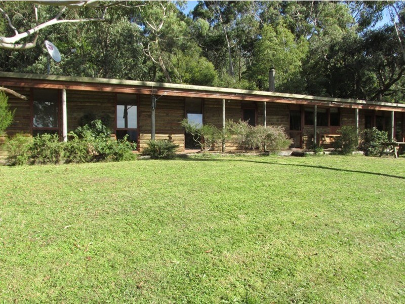 25 Blackleather Creek Road, Hoddles Creek VIC 3139