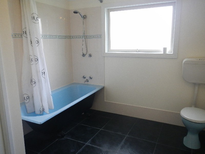 6 Dee Road, Millgrove VIC 3799