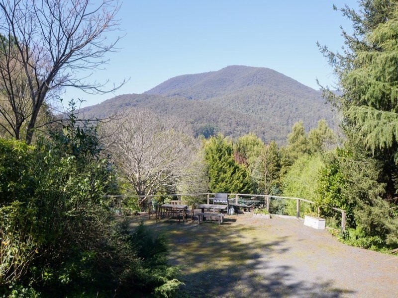 3 Ferndale Road, Warburton VIC 3799