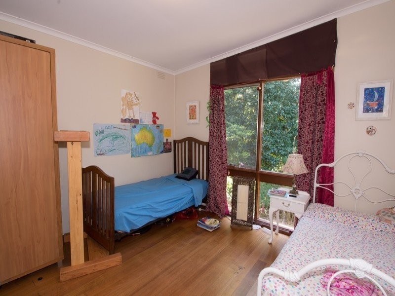 3 Ferndale Road, Warburton VIC 3799