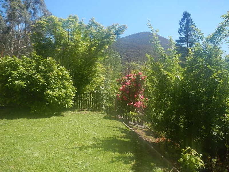 5 Glenbrook Road, Warburton VIC 3799