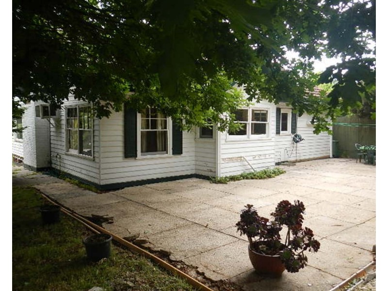 6-8 Station Road, Warburton VIC 3799