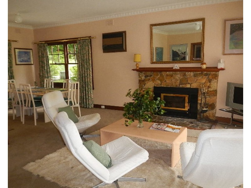 6-8 Station Road, Warburton VIC 3799